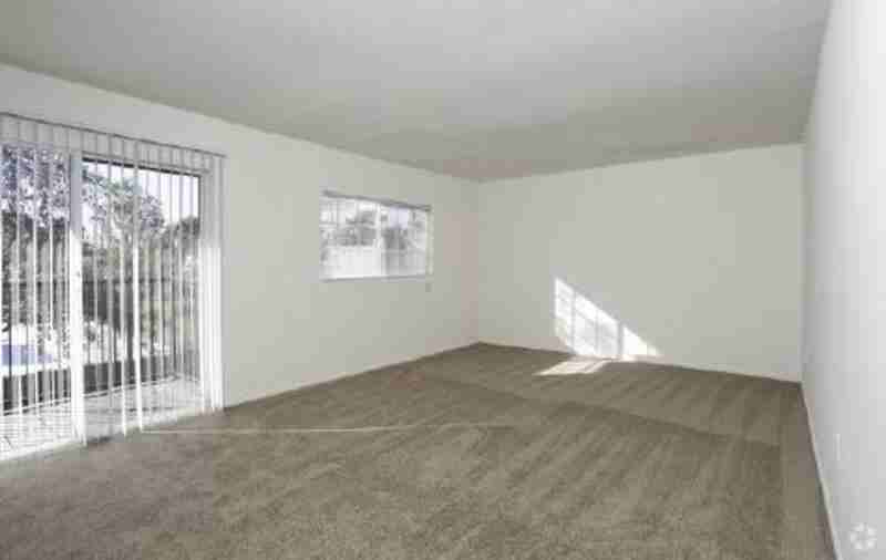 5000 Sumerset St #21C - Photo 5 of 11