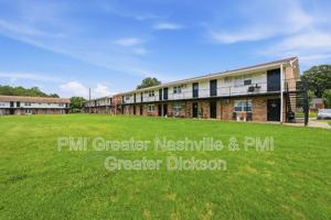 featured image of 542 Ashe Ave #7