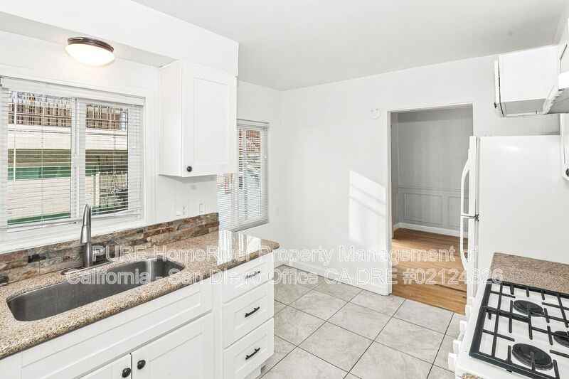 4848 70th St - Photo 6 of 16