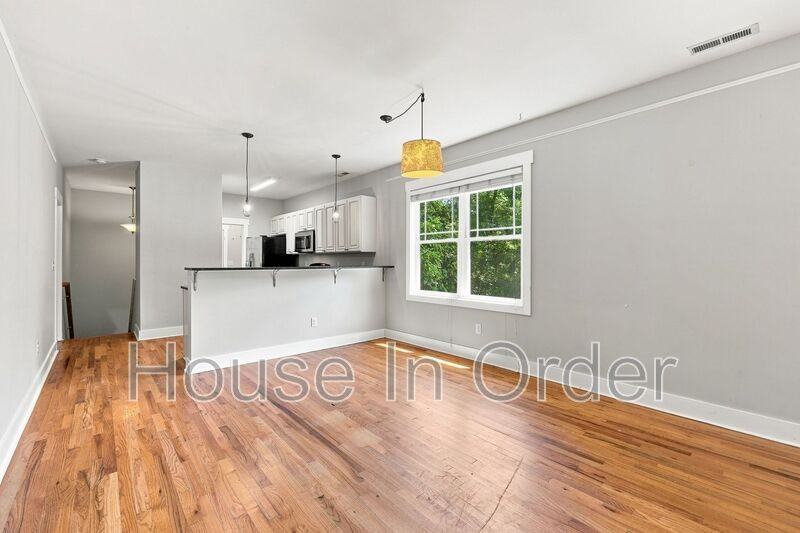 144 Estelle Park Dr - Photo 4 of 31