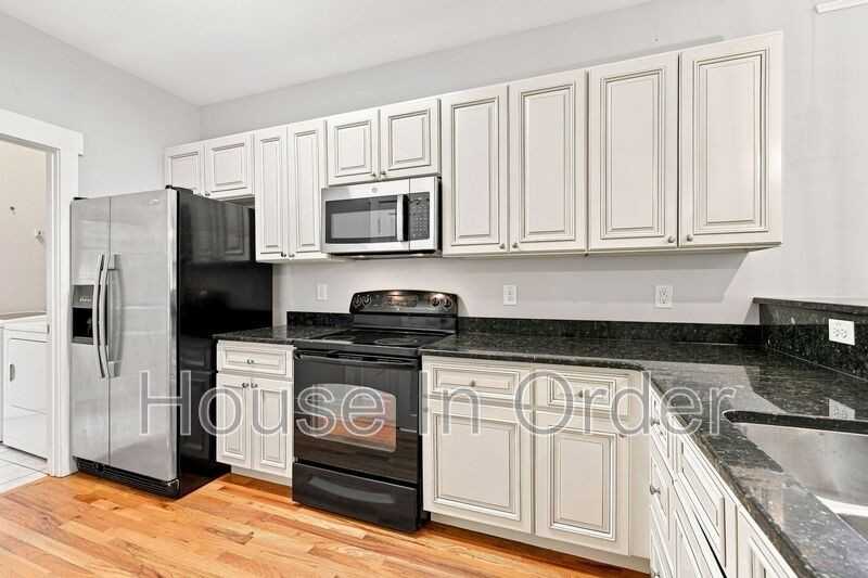 144 Estelle Park Dr - Photo 6 of 31