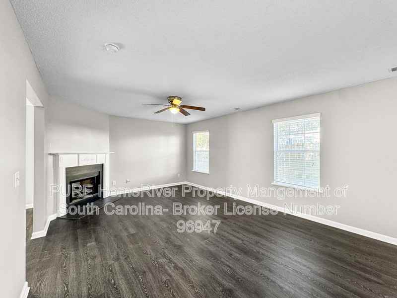 108 Flyer Ct - Photo 7 of 26