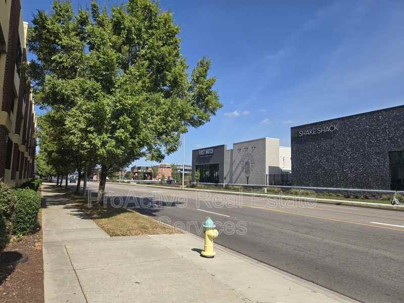1400 Granby St - Photo 4 of 26