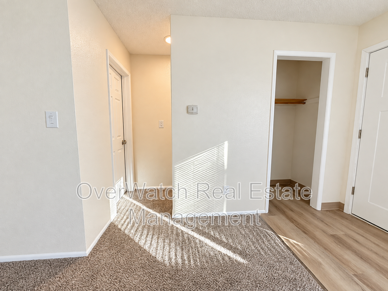 326 E 10th Ave #5 - Photo 3 of 9