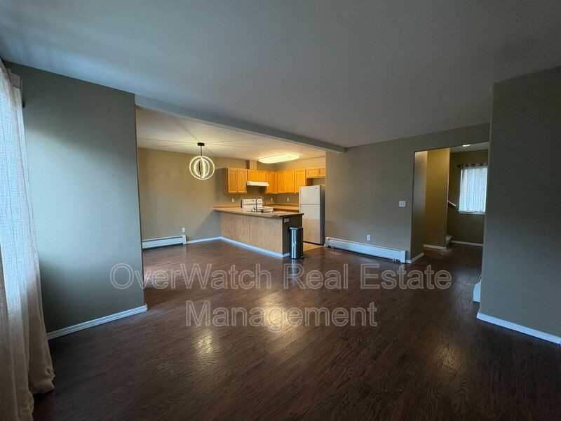7469 Meadow St - Photo 7 of 17