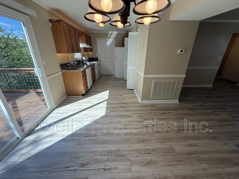 263 Copper Hill Dr - Photo 7 of 26