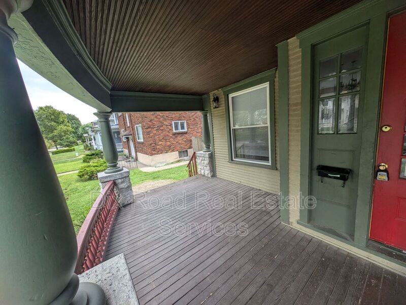 140 Lexington Ave - Photo 3 of 37