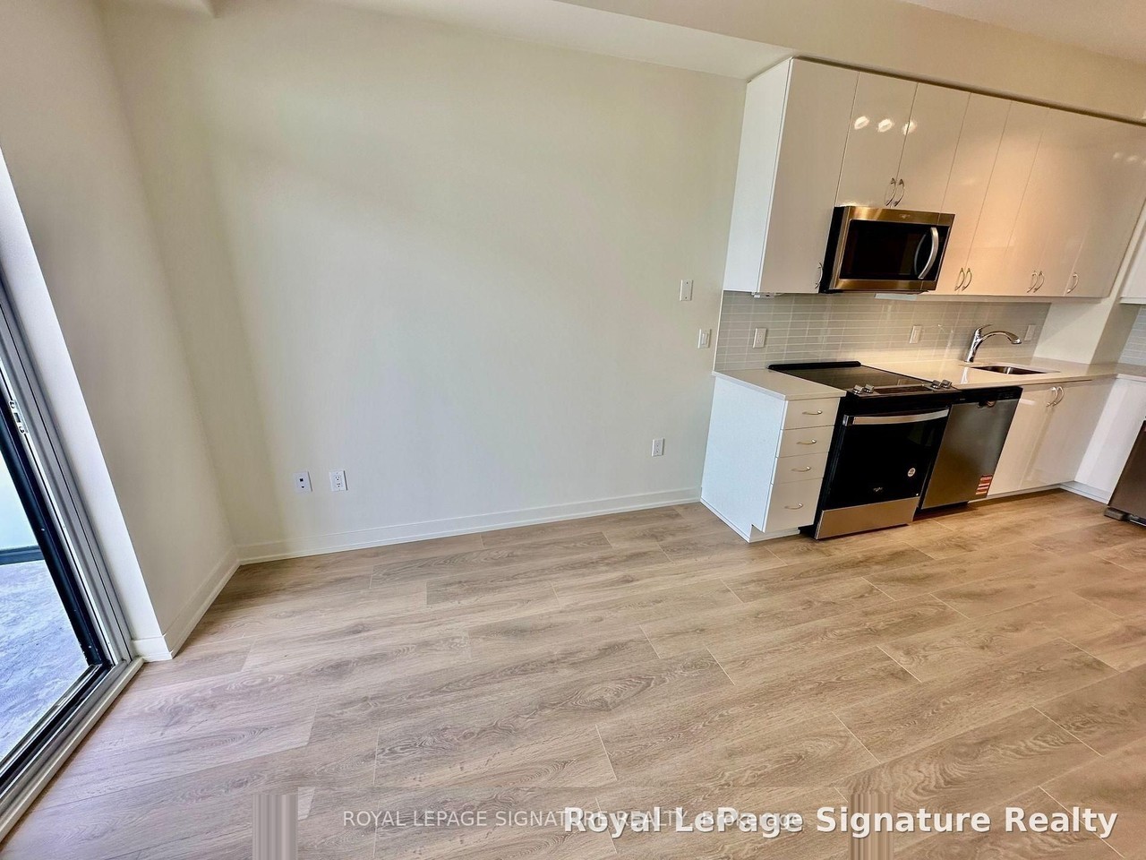 38 Annie Craig Drive #4809 - Photo 3 of 15
