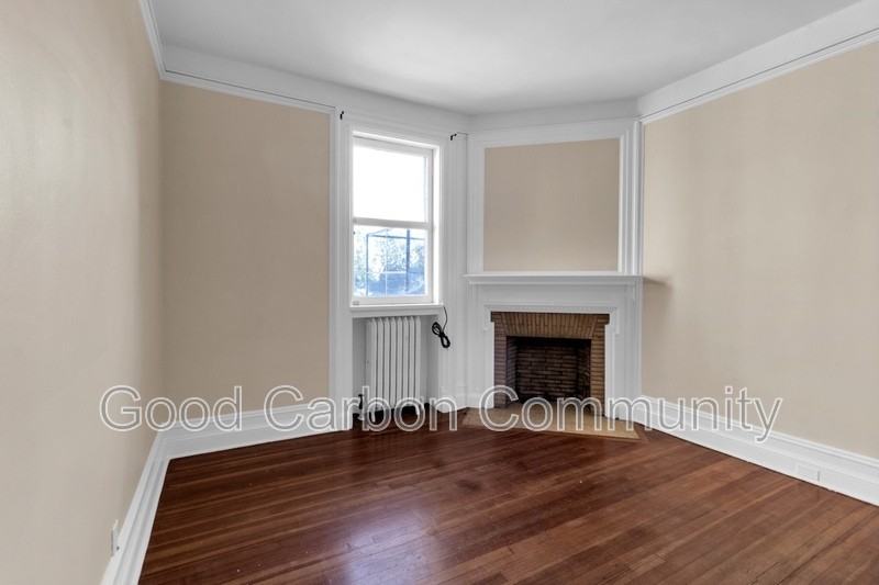 173 North St #7 - Photo 3 of 14