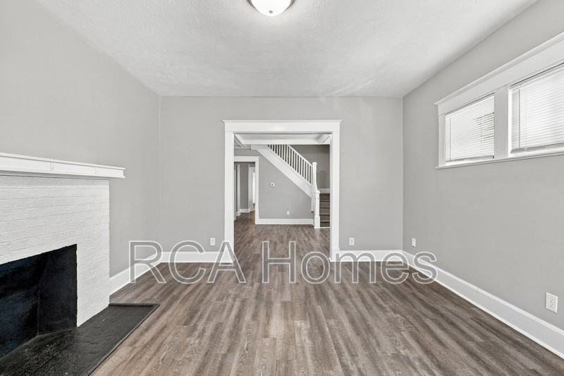 308 N Walcott St - Photo 2 of 13