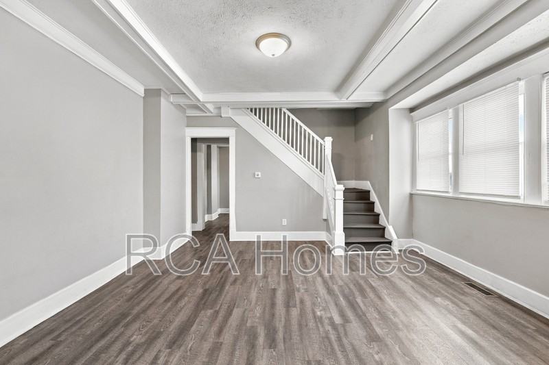 308 N Walcott St - Photo 4 of 13