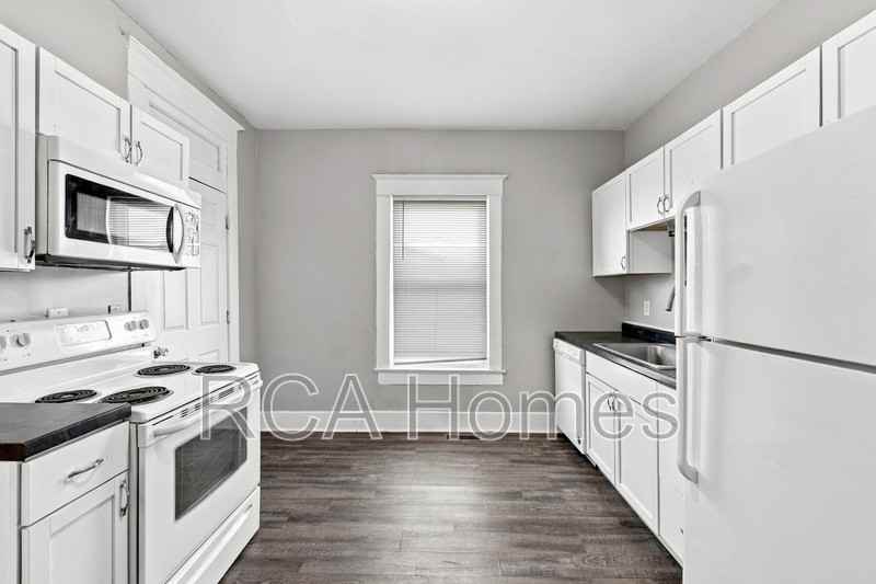 308 N Walcott St - Photo 5 of 13