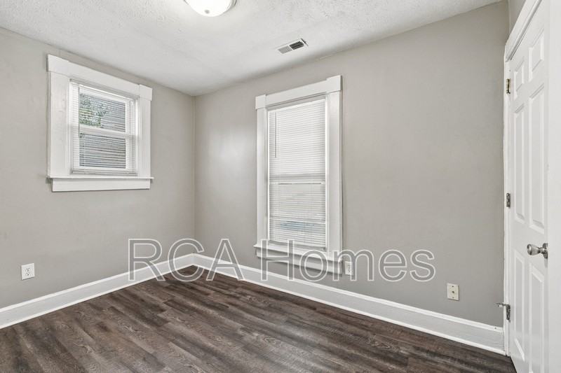 308 N Walcott St - Photo 7 of 13