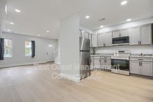 featured image of 15 N Abington Ave
