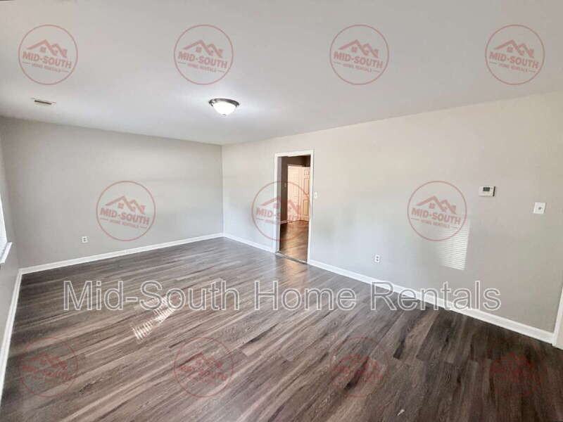 3500 Hallbrook St - Photo 4 of 19