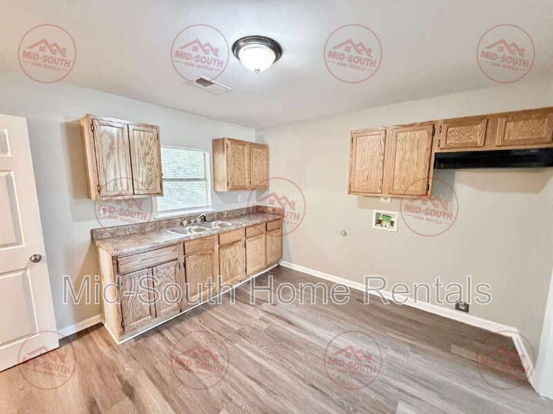3500 Hallbrook St - Photo 6 of 19