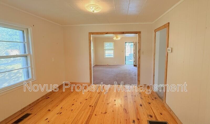 126 Kiker St - Photo 3 of 12