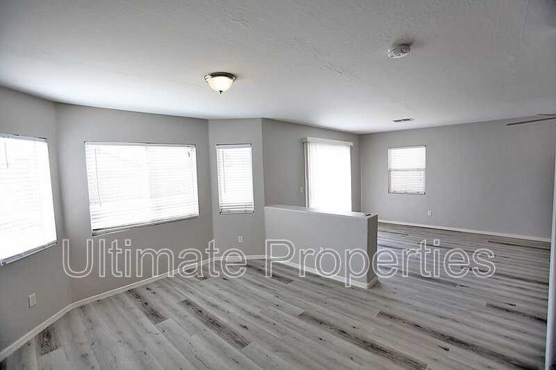 12413 W Willow Ave - Photo 3 of 20