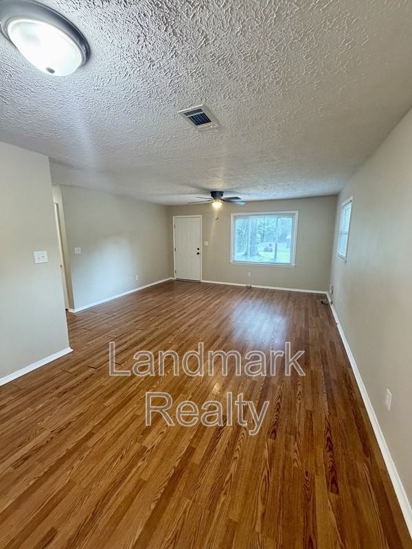 814 Crestwood Ter - Photo 6 of 35