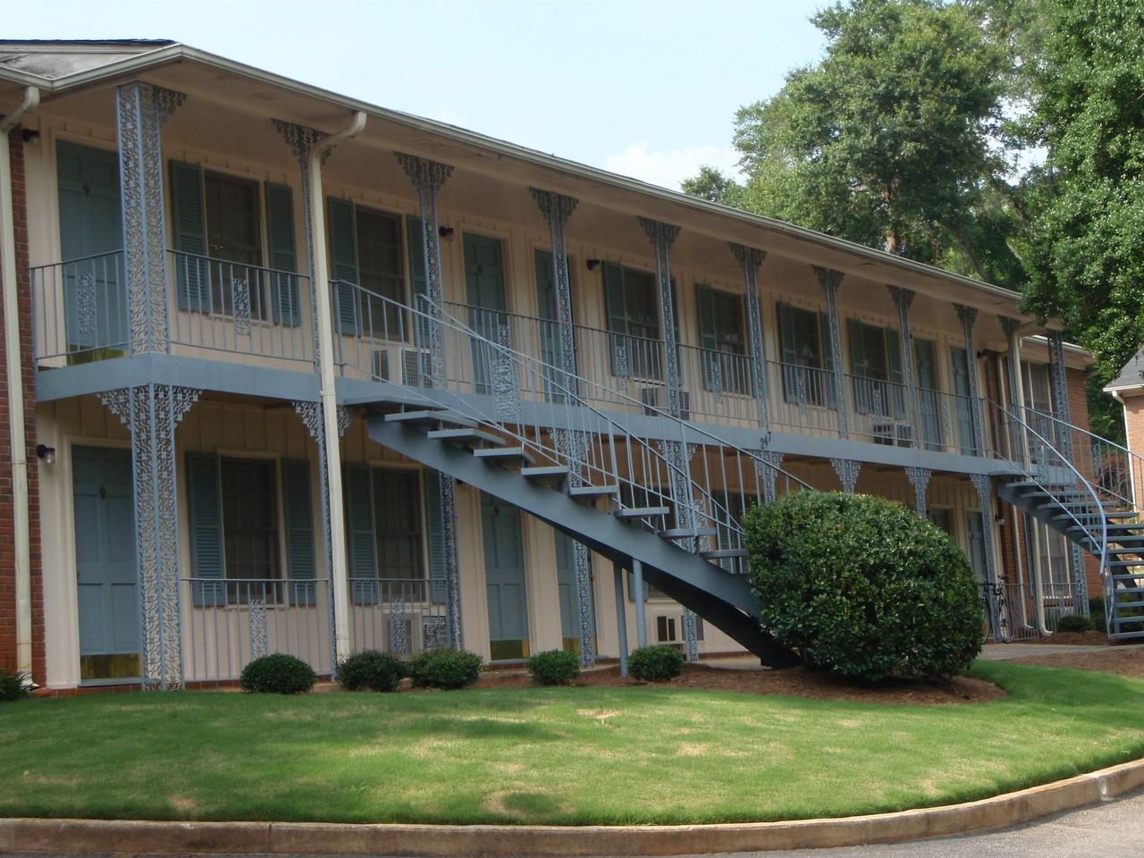 Hillside Apartments - Photo 2 of 8