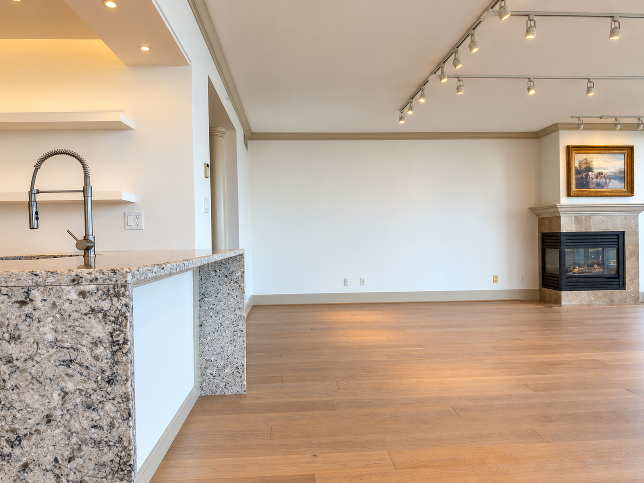 323 Jervis Street #1202 - Photo 6 of 24