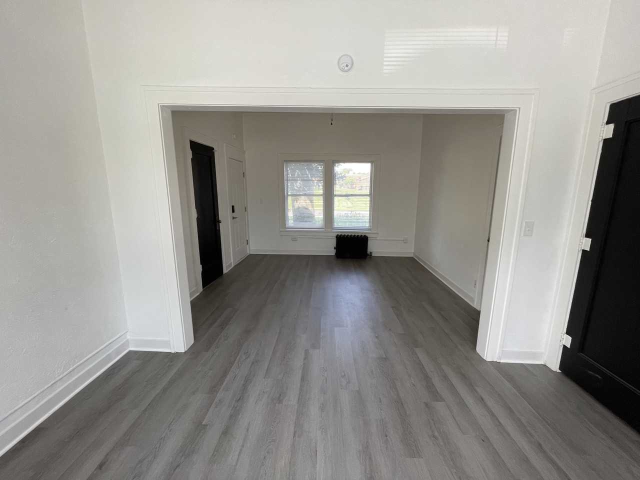 1621 9th Street #8 - Photo 2 of 11