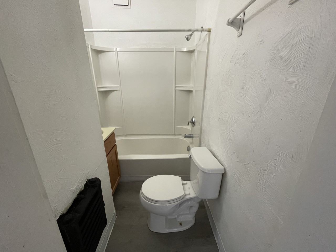1621 9th Street #8 - Photo 7 of 11