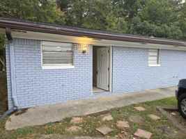 featured image of 442 Lafayette Rd