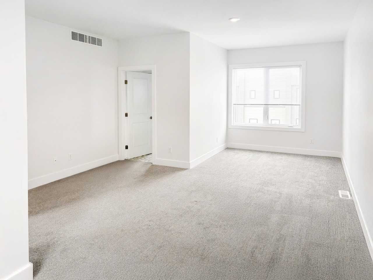 Midtown Place - Photo 5 of 16