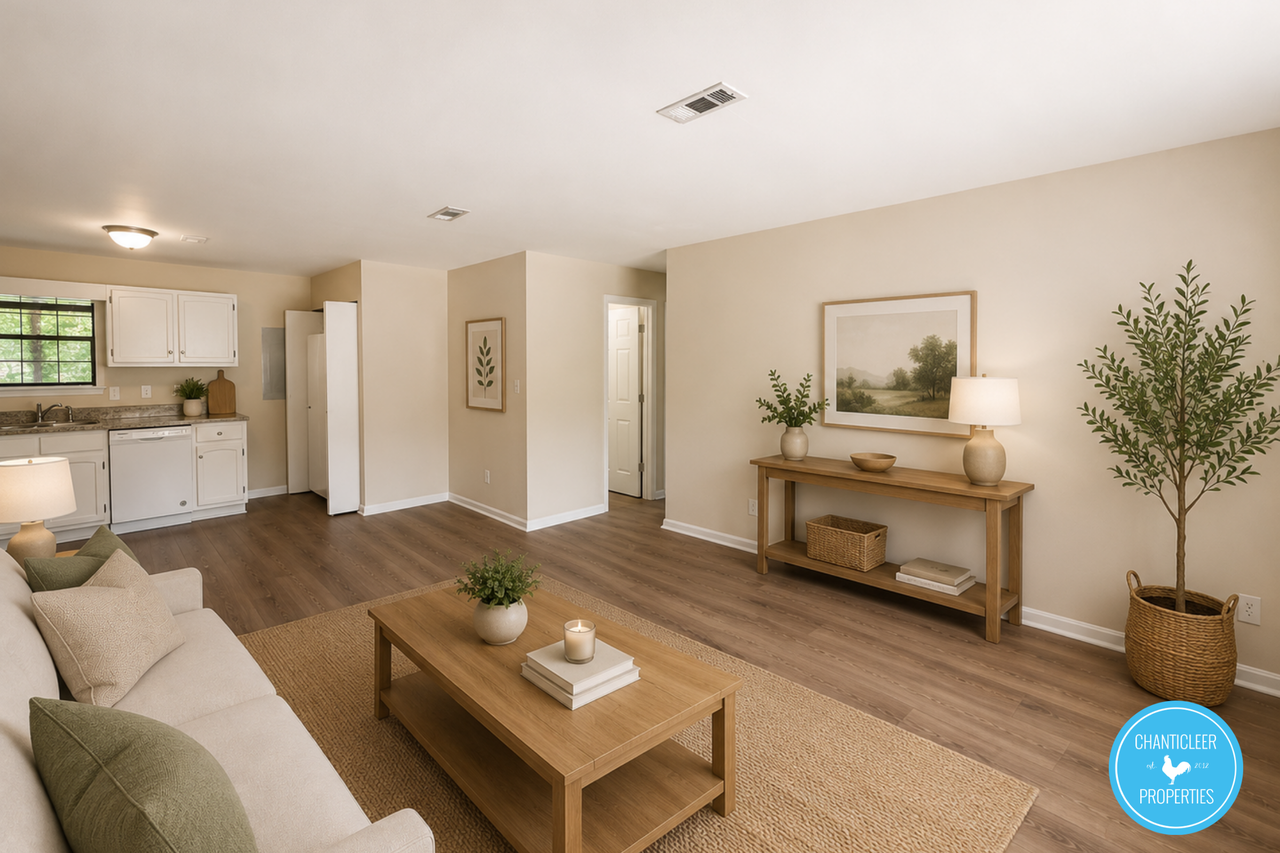 512 East Harden Street - Photo 2 of 7