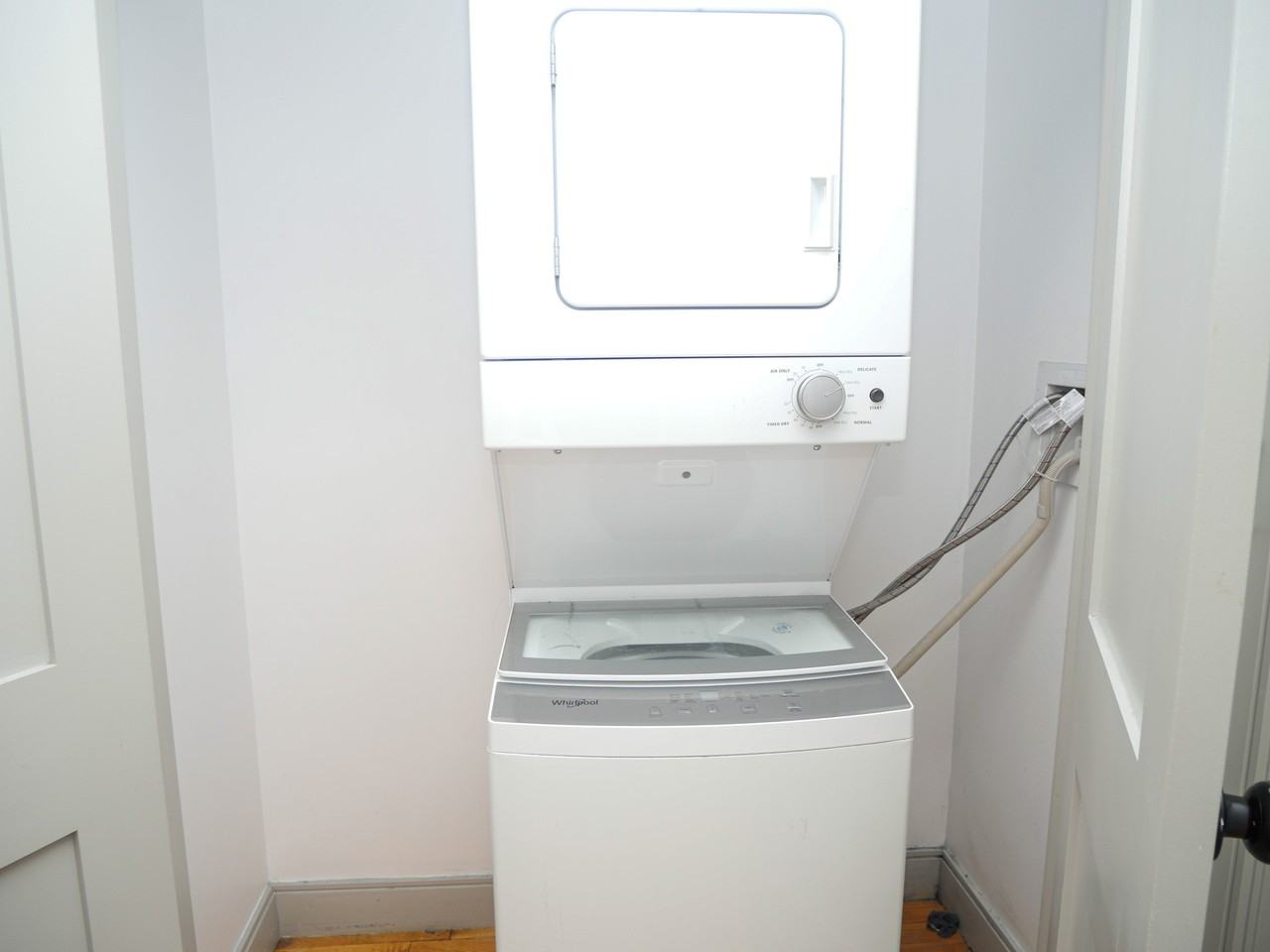 15-17 Maywood Street - Photo 5 of 19
