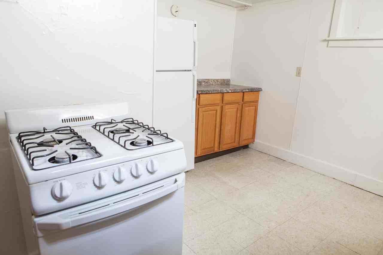 700 Westcott Street - Photo 5 of 20