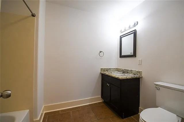 1417 Annunciation Street - Photo 6 of 9