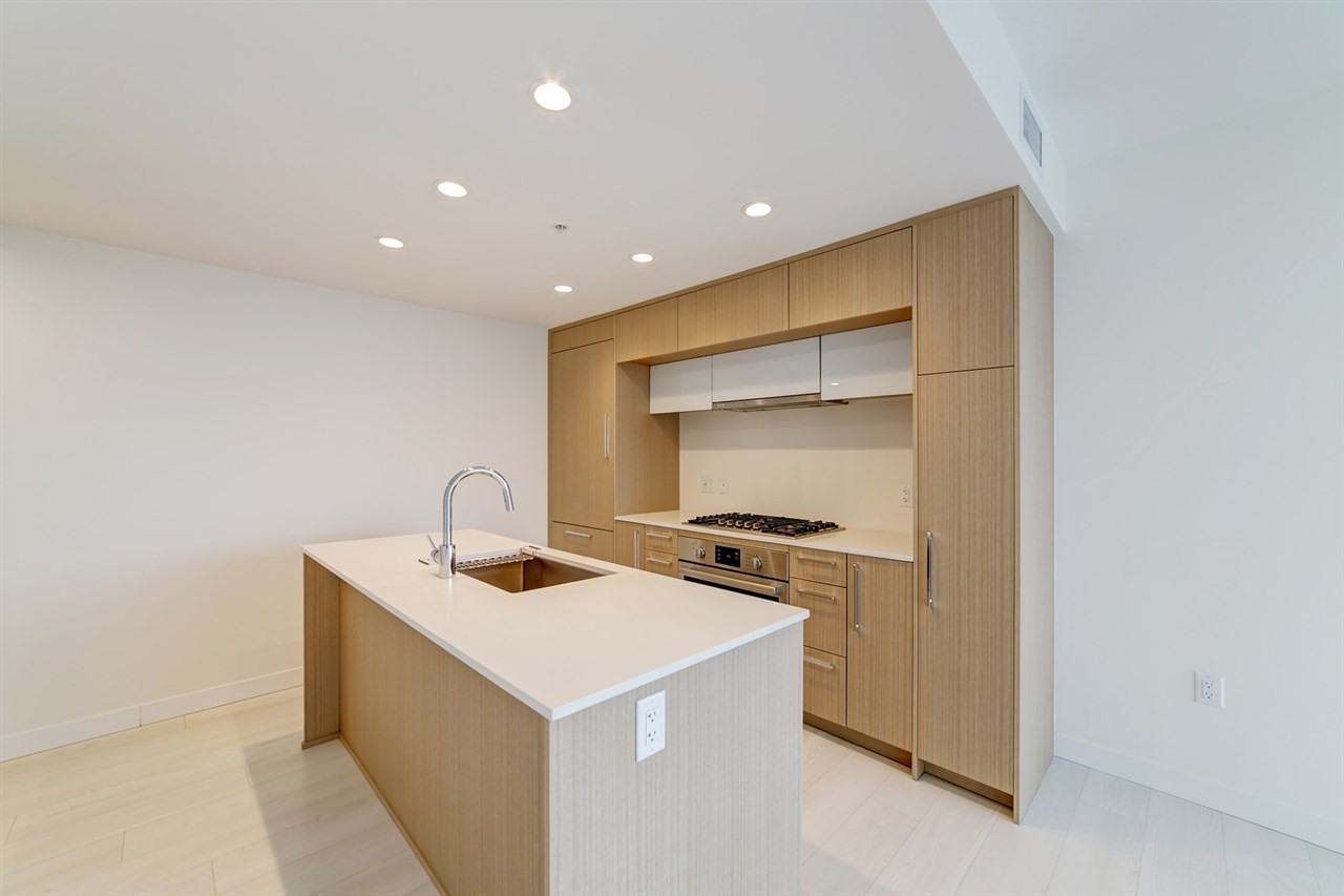 5580 No.3 Rd - Photo 6 of 18