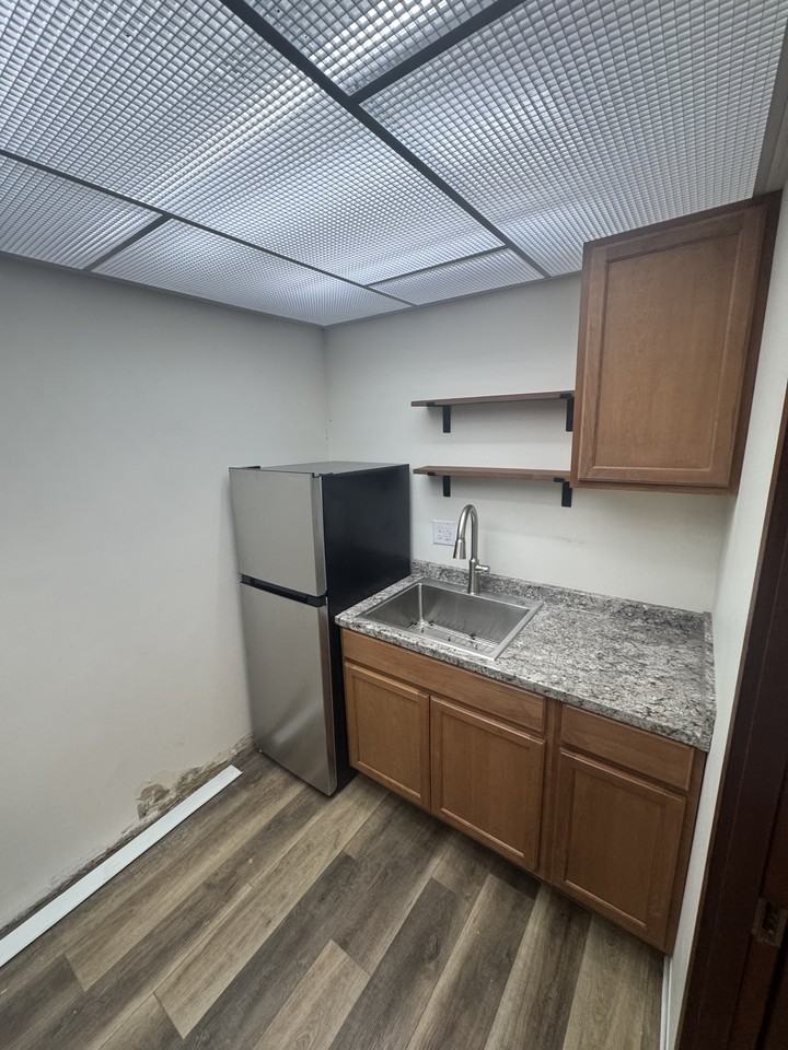 211 North 34th Street (New) - Photo 3 of 13