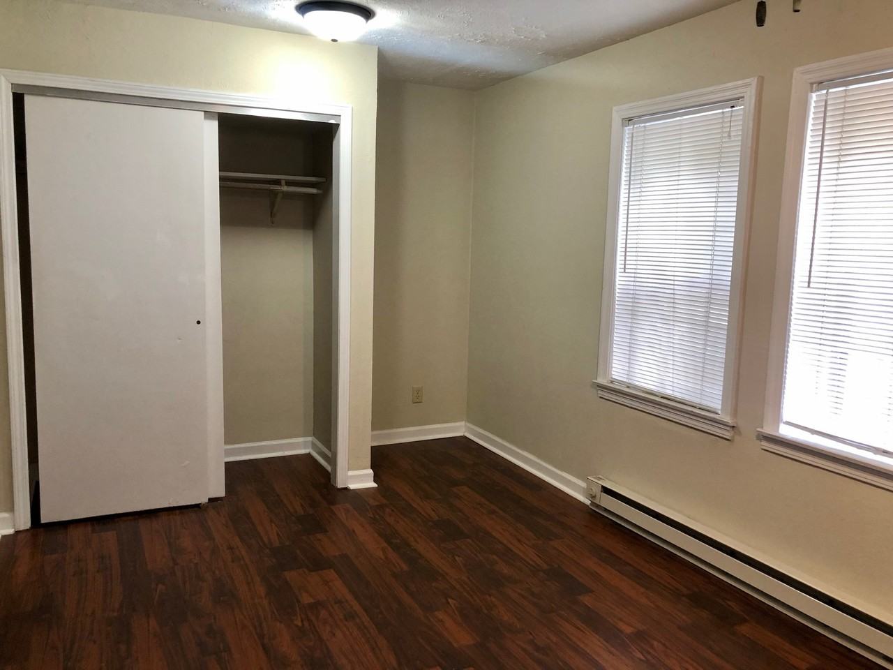 945 S 2nd Street - Photo 6 of 10