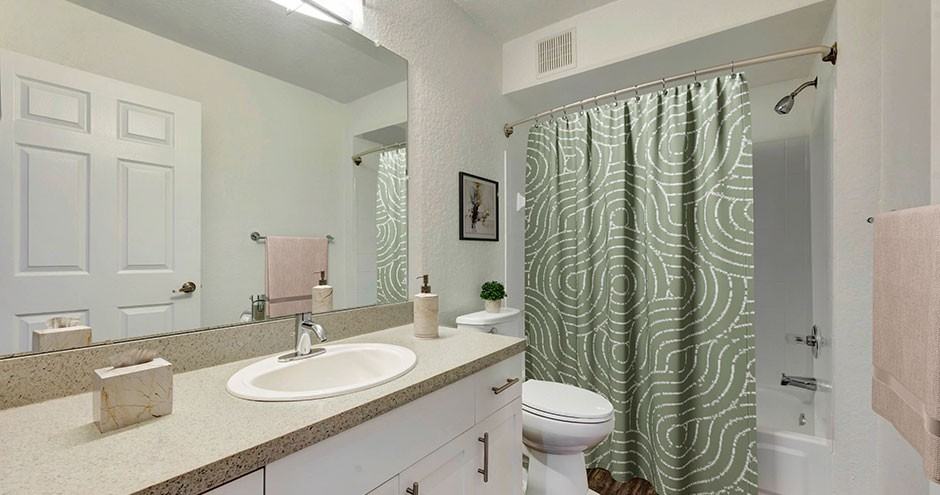 Promenade at Aloma Apartments - Photo 7 of 35