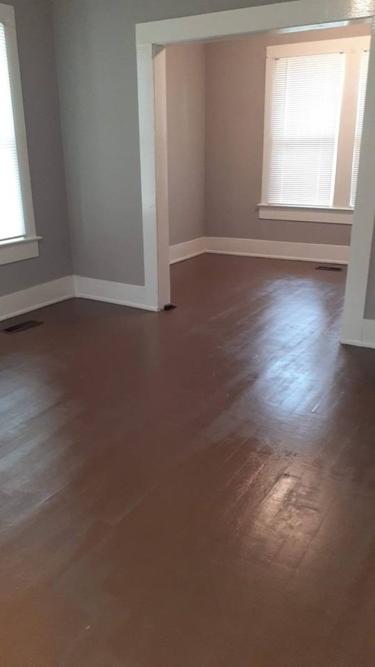1237 Elm Ave - Photo 4 of 6