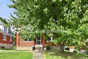 featured image of 3616 Darwin Ave