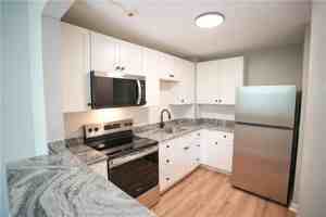 featured image of 366 Main St ##105