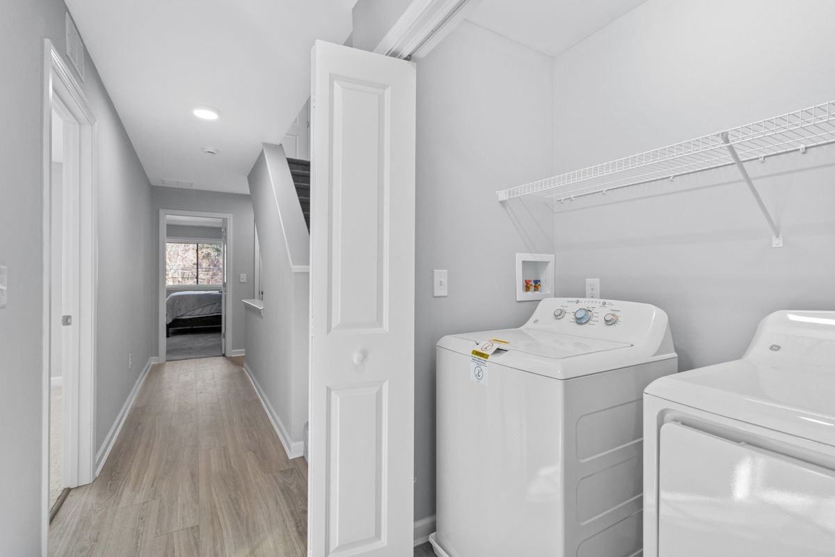 33 Mirabel Ct - Photo 6 of 29