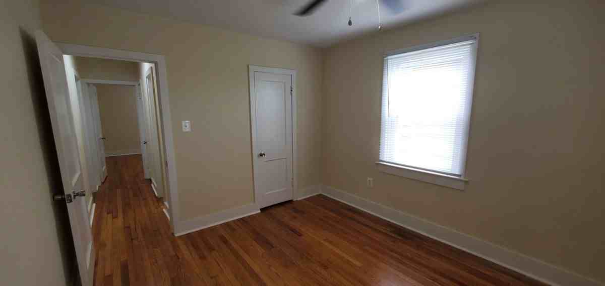 518 Carter St - Photo 3 of 19