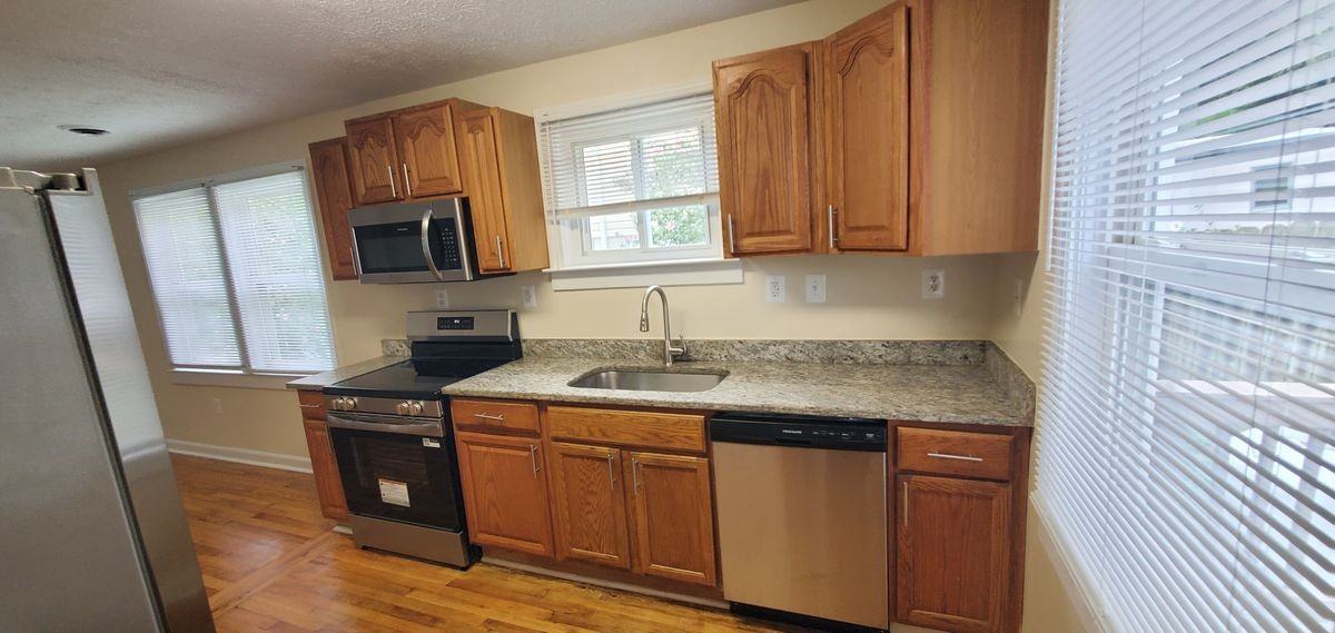 518 Carter St - Photo 5 of 19