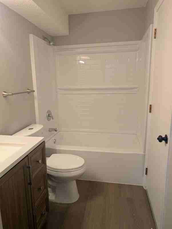 7427 143rd Street Ct - Photo 5 of 12