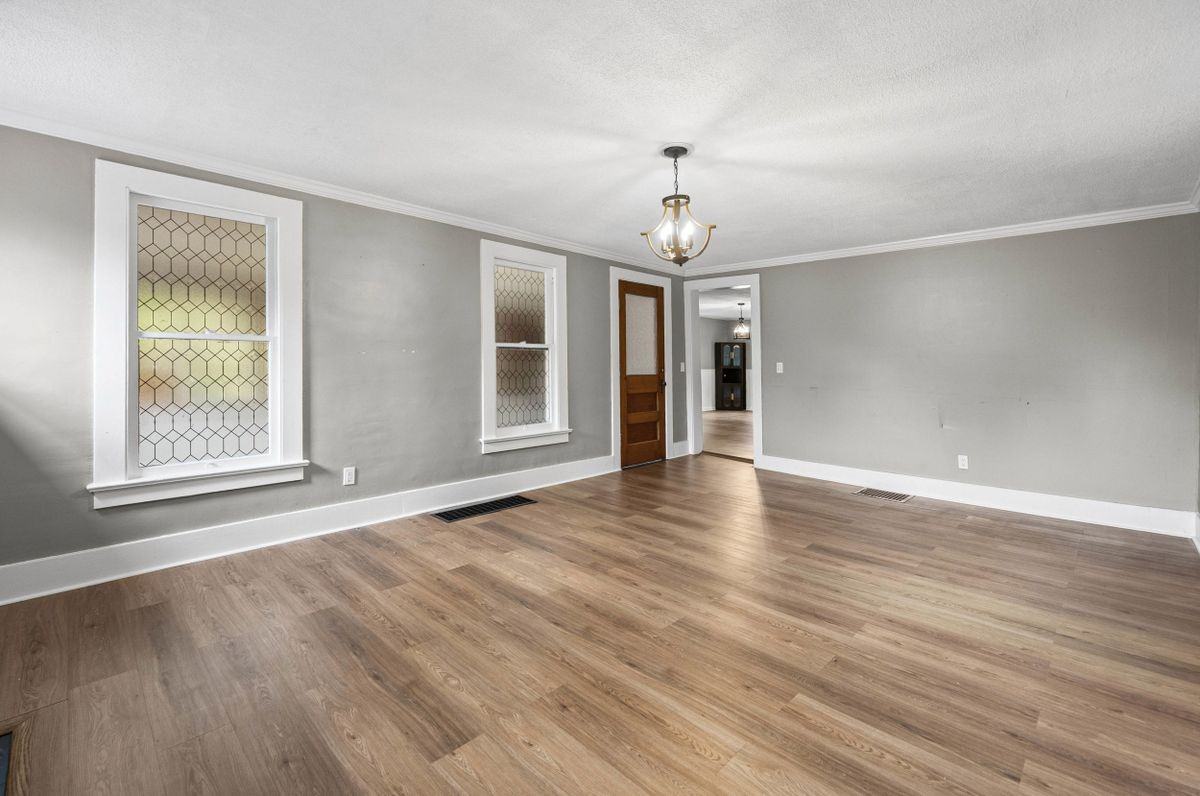 3762 Lake Rd N - Photo 2 of 32