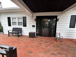 featured image of 324 Hayward Ave