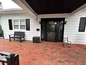 324 Hayward Ave - Photo 1 of 1