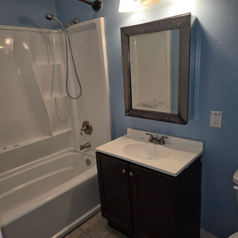 615 Lynn Ave - Photo 3 of 17