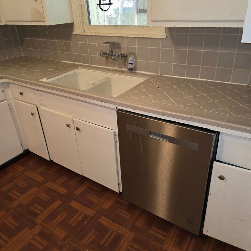 615 Lynn Ave - Photo 7 of 17