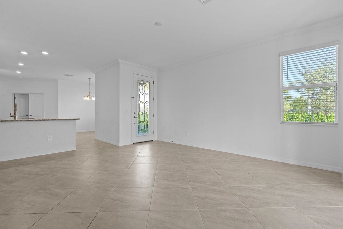 4364 Lemongrass Dr - Photo 6 of 24